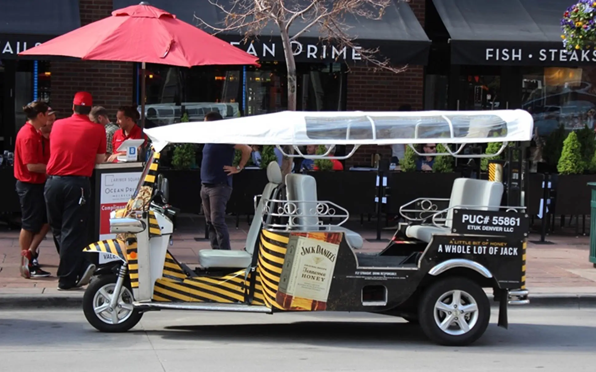 tukTuk
